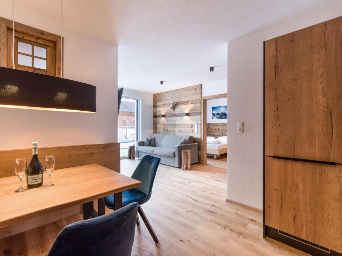 Familienwohnung Wildspitze 菲根 外观 照片